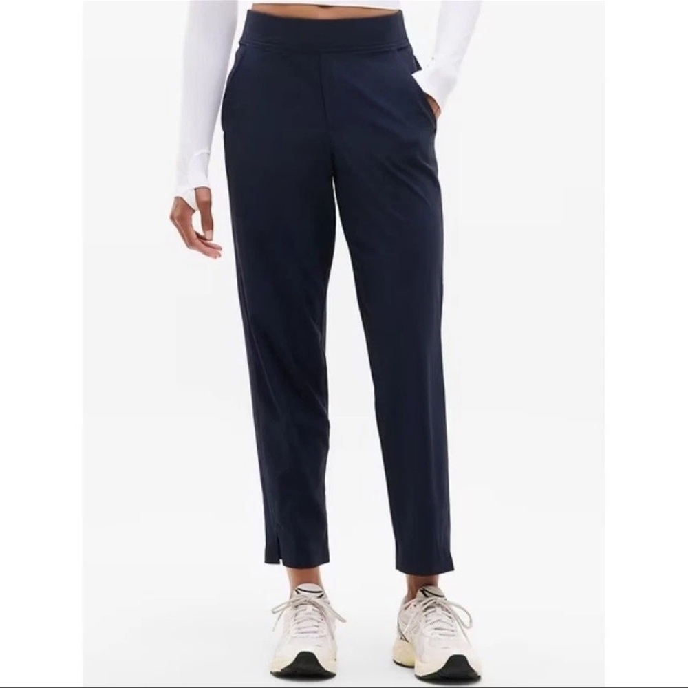 Athleta Brookly  Pant, Size 4 Navy Joggers Women’s